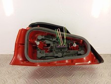 Feu arrière Peugeot 106