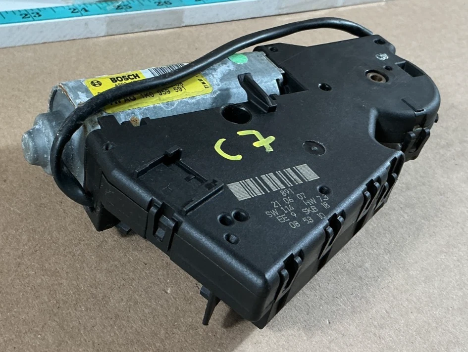 2006-2014 年大众高尔夫 R32 Sun Roof Moon 车顶电机 1K09591 原始设备制造商 — 第 3/4 张图片