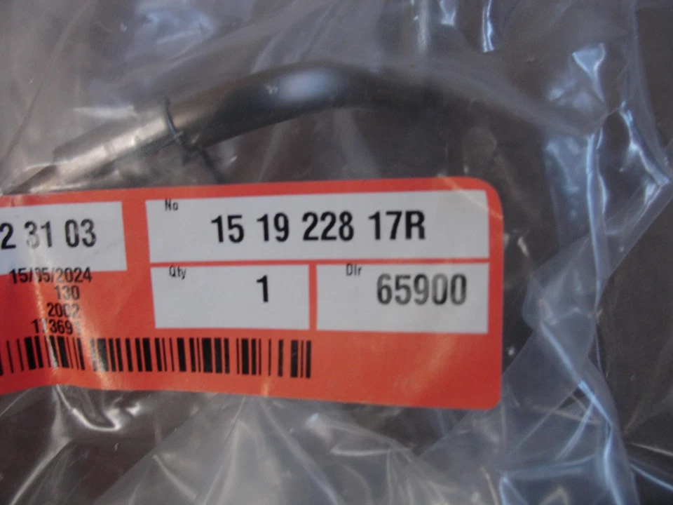 151922817R Oil Pipe For 2002-2025 Renault Espace IV - Image 2 of 2