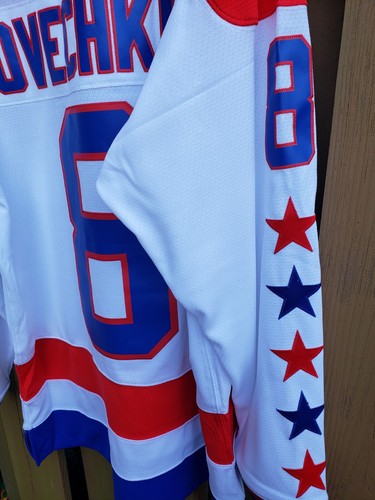 Mitchell & Ness Washington Capitals Alex Ovechkin Alternate Hockey Jersey Medium - Picture 4 of 7