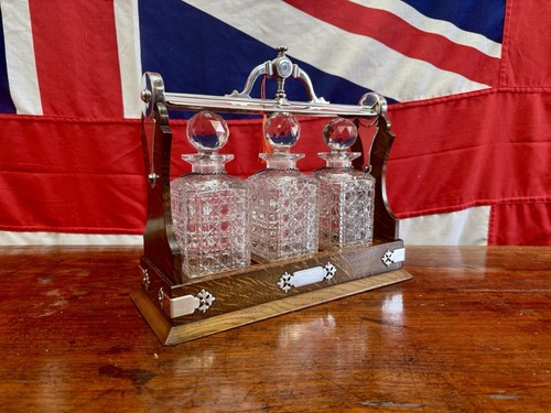 Stunning Silvered Solid Oak Edwardian Staniforth Triple Decanter Tantalus c.1910 - Picture 4 of 11