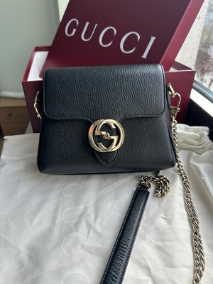 Gucci Interlocking G shoulder bag in black grained leather Very good Condition