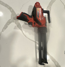 Milwaukee 2441-20 Pistolet à calfeutrer sans goutte arrêt de débit rouge/noir plastique/métal