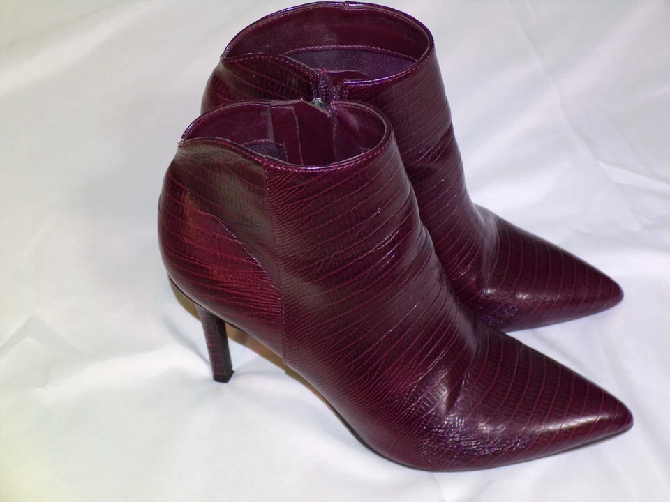 Nine west maroon high heeled booties size 6 style franky 3 - Image 2 of 4