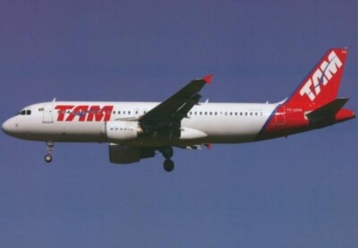 TAM Brasil Airbus A320 PR-MHB @ Sao Paulo Guarulhos 2008 - postcard