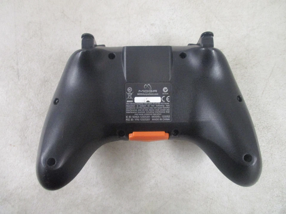 MOGA WIRELESS BLUETOOTH MOBILE CONTROLLER - Image 3 of 3