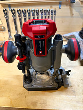 Einhell TP-RO 18 Li BL Oberfr&auml;se Akku 18 V rot inkl. Parallelanschlag & Zubeh&ouml;r