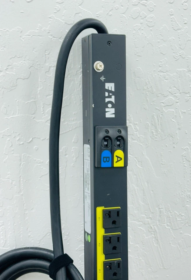 Eaton ePDU G3 EMI102-10 127V 24A 50/60Hz 30-Port Metered Input - FREE SHIPPING - Image 2 of 4