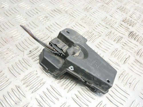 Volkswagen Sharan 1998 Diesel Glühbirnenhalter Heckleuchte 81kW UST131180