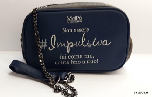 Pandorine minipa'-borsa a tracolla-io sono perfetta e' il mondo che e'  sbagliato | eBay
