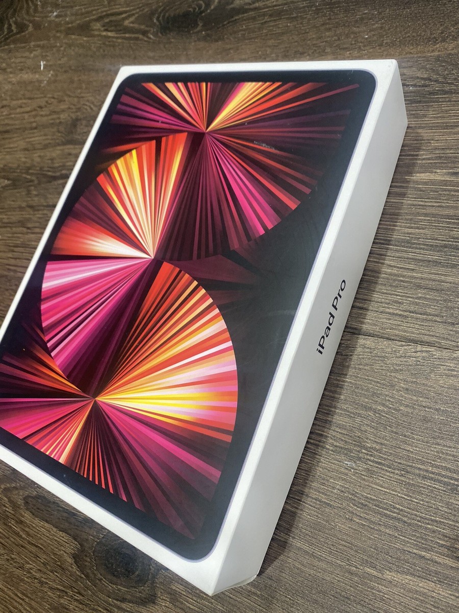 Apple iPad Pro 3rd Gen 128GB, Wi-Fi, 11 in - Space Gray