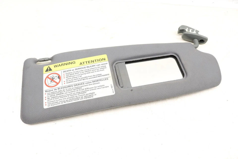 AUDI TT QUATTRO 1999-2006 - Parasol derecho/espejo 8N8857552E Foto 4 de 4