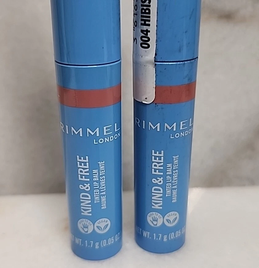 2 тонированных бальзама для губ Rimmel London Kind & Free, 004 Hibiscus Blaze - Изображение 2 из 4