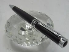 STUNNING HIGH QUALITY JINHAO BLACK AND SILVER TWIST BALL POINT PEN