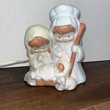 Vtg Child's Nativity Night Light Hand Painted Ceramic Christmas Decor