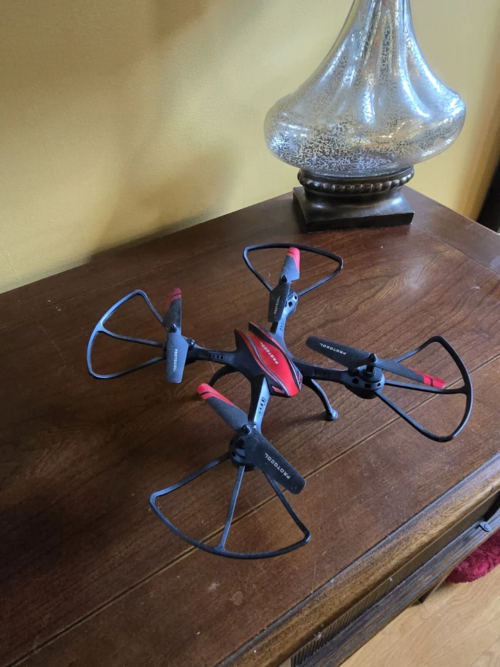 Protocol Aerodrone - Viene con Drone y Controlador.  Foto 4 de 4