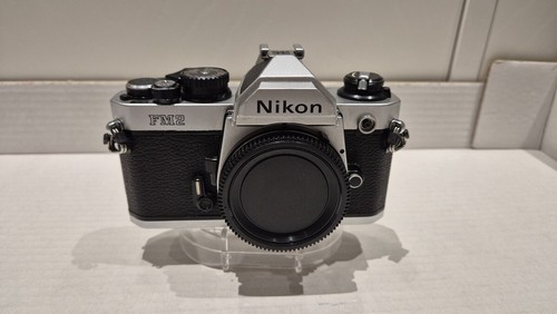 NIKON FM2 NEW N CROMATA - PERFETTAMENTE FUNZIONANTE - OTTIME CONDIZIONI