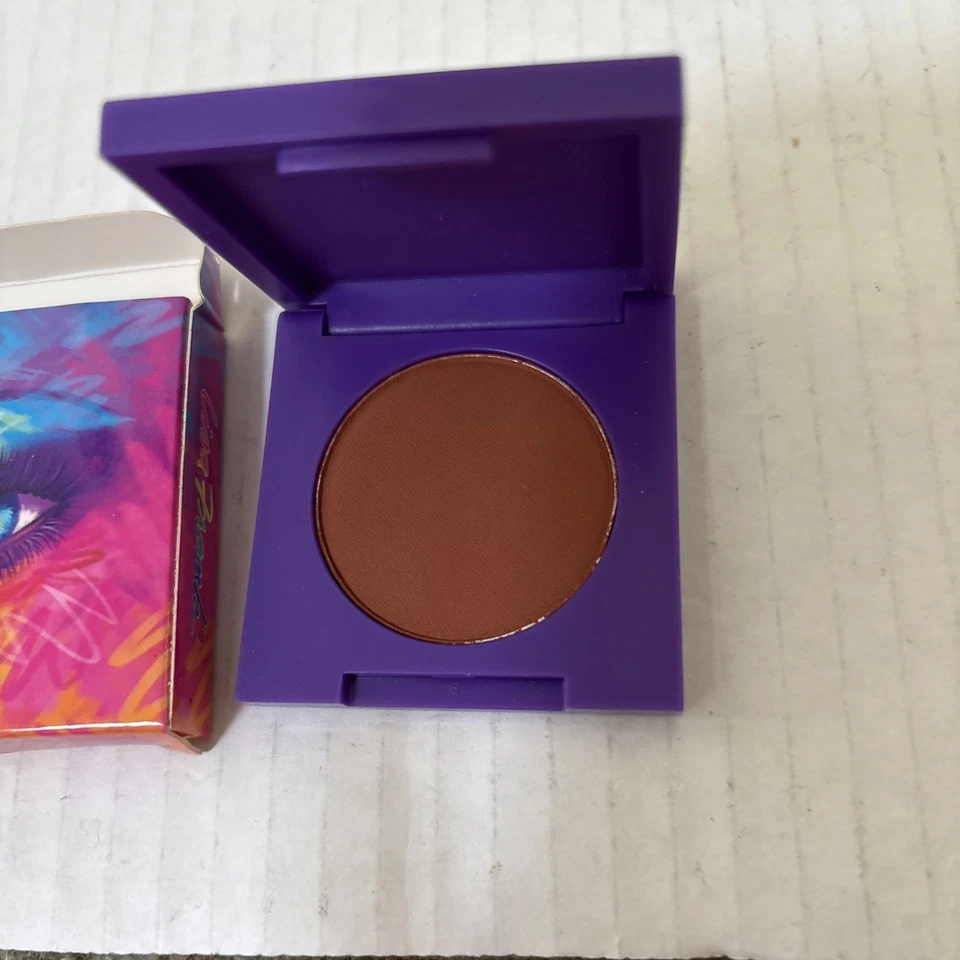 Sombra de ojos mate Glamour Dolls Lisa Frank Collaboration Heartthrob Y2K Foto 4 de 4