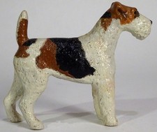 Figura de perro Fox Terrier de alambre de plástico duro fino pintado de colección - 3 3/8" de alto