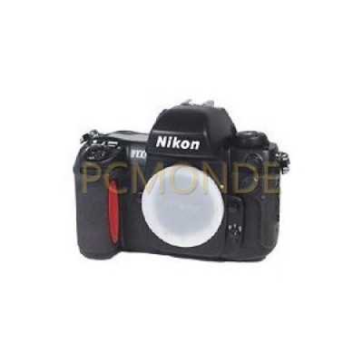 Nikon F100 Spiegelreflexkamera 35 mm nur Gehäuse   schwarz (FAA350NA)