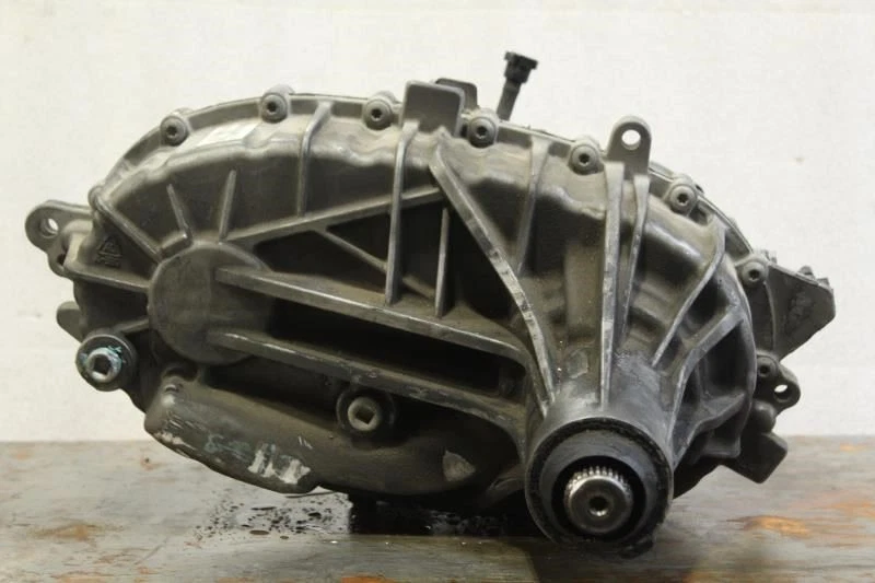 2021 RAM 1500 NEW STYLE TRANSFER CASE 50K MILES BW4811 68250775AG - Image 3 of 4