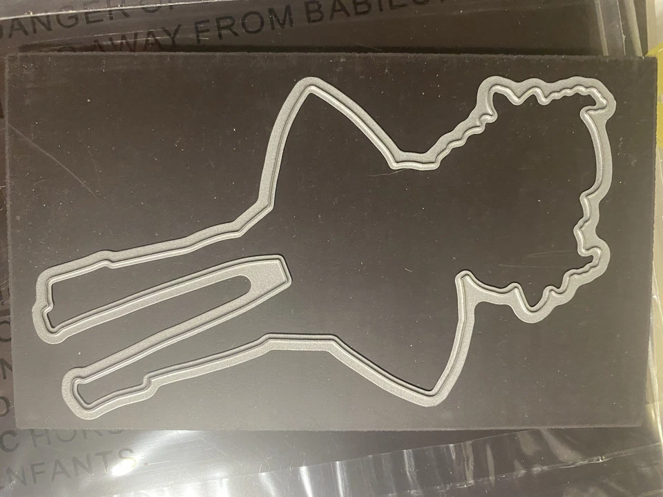 Stampingbella - Image 3 of 3