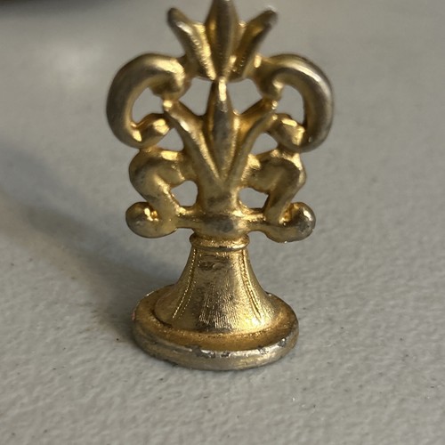 Vintage Rare  Fleur-De-Lis Gold Tone Metal Wax Seal Stamp LETTER S Free Shipping
