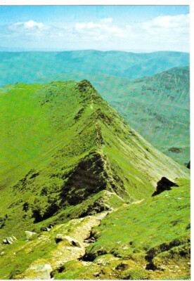 LAKE DISTRICT - STRIDING EDGE, HELVELLYN FARBPOSTKARTE +
