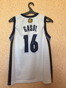 pau gasol jersey