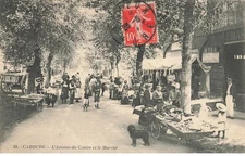 CABOURG - L'Avenue du Centre et le Marché