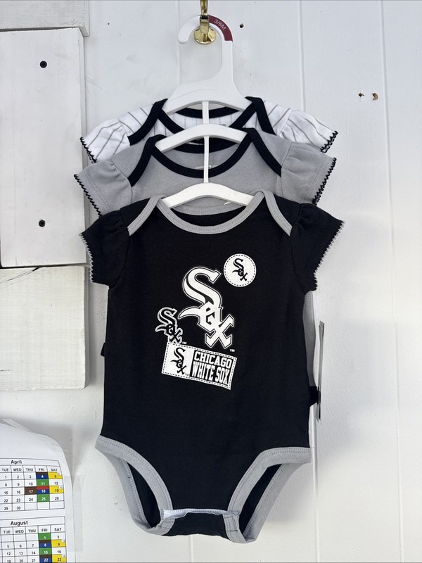 NWT Genuine Merchandise Chicago White Sox 3PC Infant Girl Set Size 3/6 Months