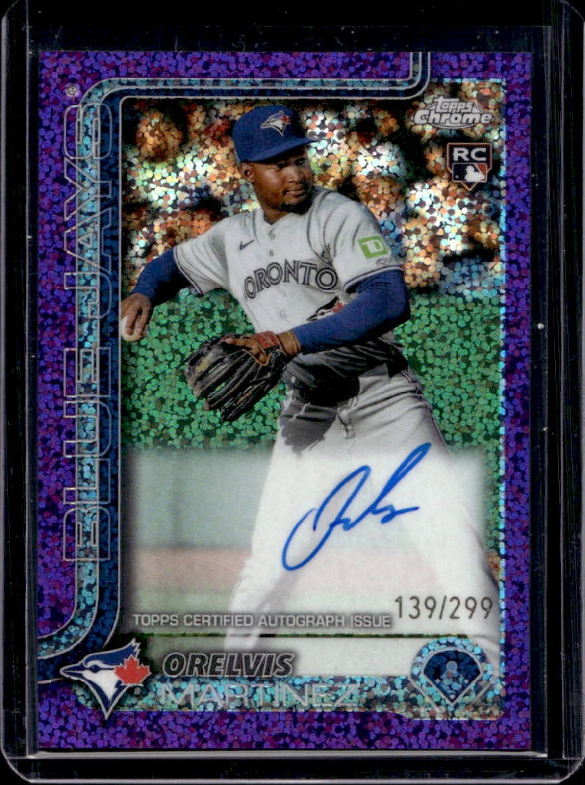 2025 Topps Chrome Orelvis Martinez Rookie Auto Purple Speckle Refractor #139/299
