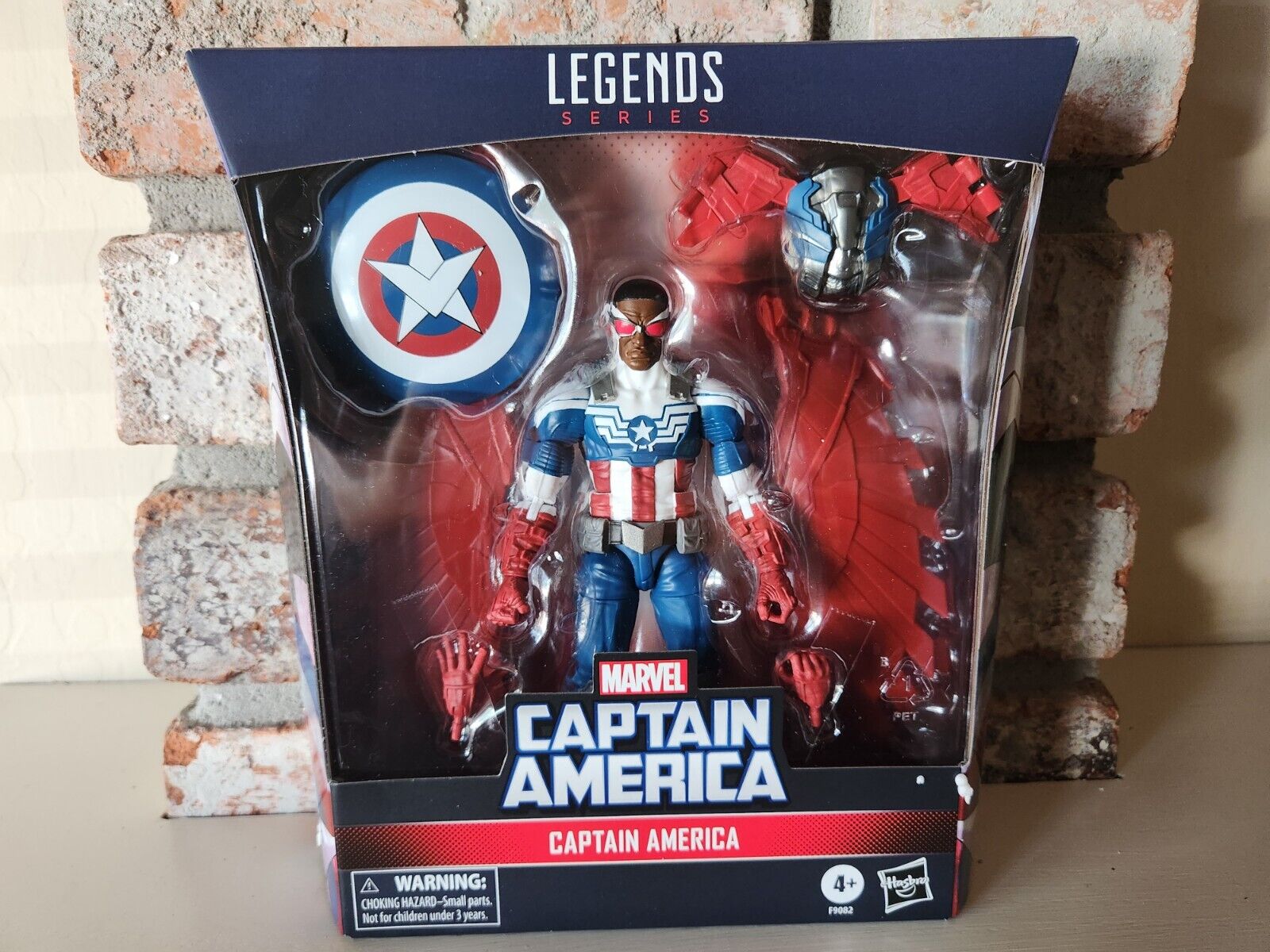 Marvel Legends Captain America Symbol of Truth Sam Wilson IN HAND U.S. SELLER