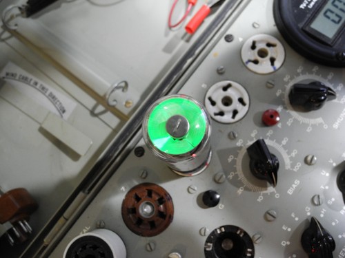 6U5 RCA radio audio electron ray magic eye tuning vacuum tube valve valve 6E5