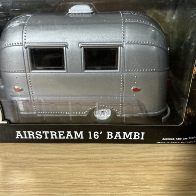 Airstream Bambi Caravan Trailer American 16ft 1:24 Scale Retro