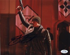 Justin Hartley Smallville Autographed Signed 8x10 Photo ACOA 2020-5