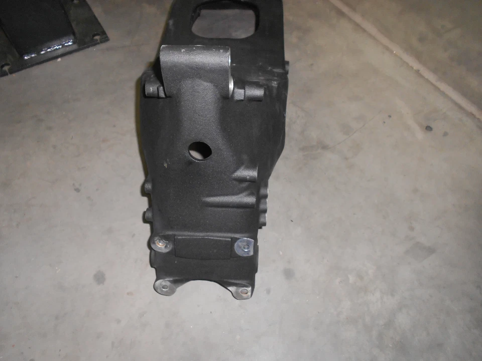 2014 VICTORIA CROSS COUNTRY ЗАДНИЙ ХВОСТ ПОДРАМНИК РАМЫ 140325 - Изображение 4 из 4