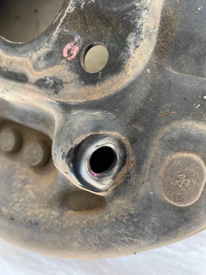 2017 MITSUBISHI MIRAGE Hatchback 1.2L 3 Cylinder Rear Back Brake Right Side RH - Image 4 of 4