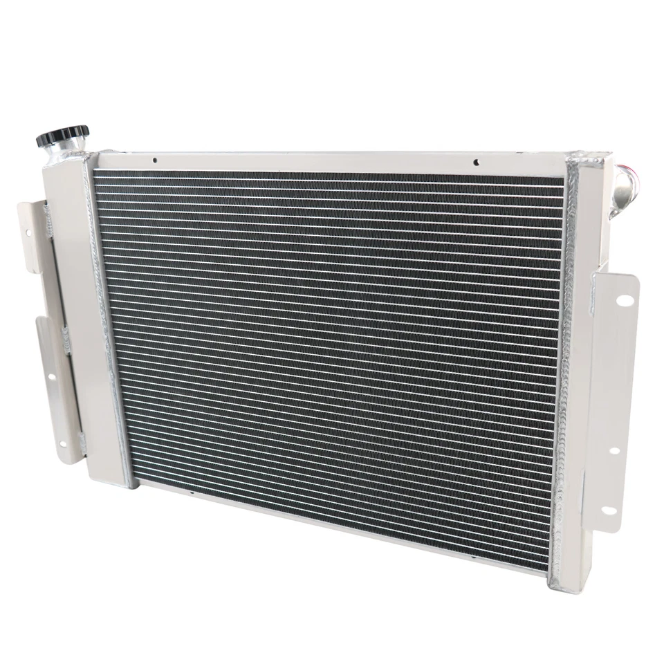 3-Row Radiator For 1967-69 Chevy Camaro Big Block/Pontiac Firebird RS 3.8/4.1L Foto 3 de 4