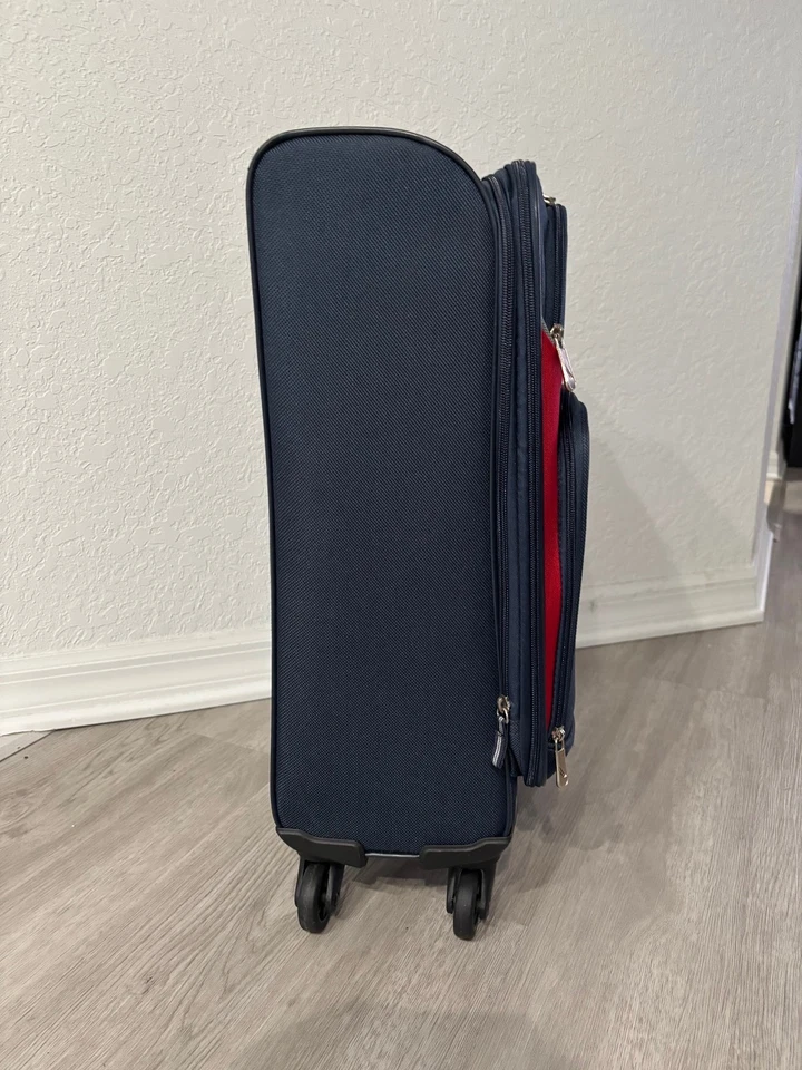 Spinner de mano Nautica Oceanview 21" color: azul Foto 4 de 4