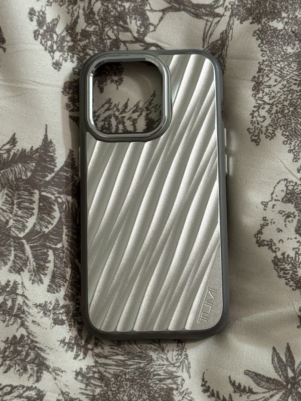 TUMI Textured Case Cover Phone Case, Silver & Gray IPhone 15 Pro