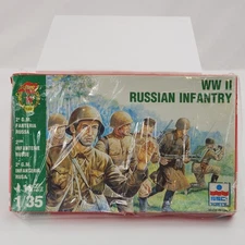 Vtg ESCI ERTL World War 2 Russian Infantry Model Kit 14 Figures 1:35 Scale WWII