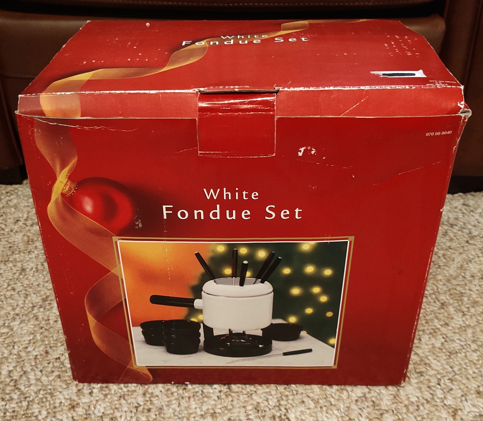 Vintage - White Fondue Set - Fondue Pot & Stand,  12 Forks & 6 Sauce Dishes