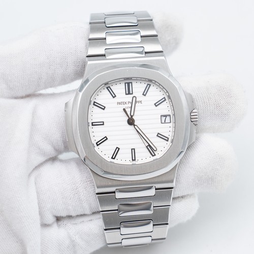 Patek Philippe Nautilus 5711/1A-011 40 mm White Dial