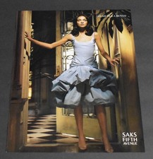 2005 Print Ad Sexy Fashion Long Legs Heels Lady Brunette Oscar de la Renta Dress