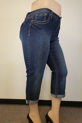 Ladies Stretch Denim Capri Jeans natural aged denim wash #NC-377 - Picture 2 of 4