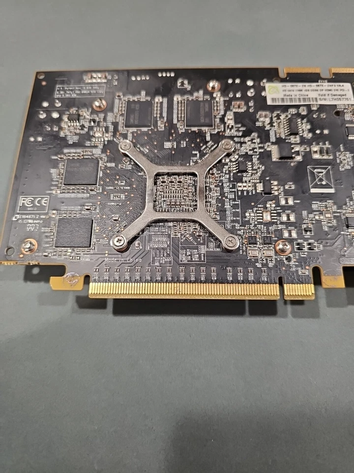 XFX ATI Radeon HD 5670 (HD-567X-YNFC) 512MB GDDR5 SDRAM PCI Express x16 Graphic - Image 4 of 4