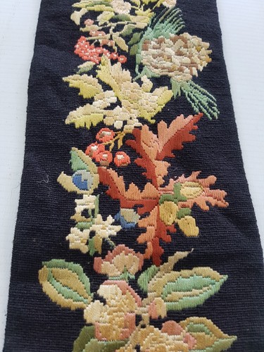 Tapiz vintage tradicional victoriano bordado a mano campana 56x13 cm - Imagen 7 de 10