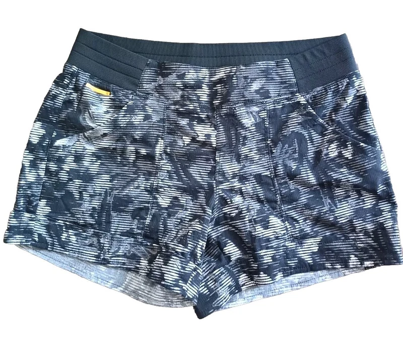 lole balance stretch running workout shorts