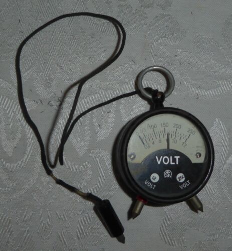 Vintage Pocket Round Volt Meter - Afbeelding 1 van 6